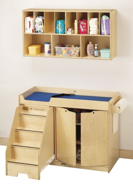 Jonti-CraftÂ® Changing Table - with Stairs - Right